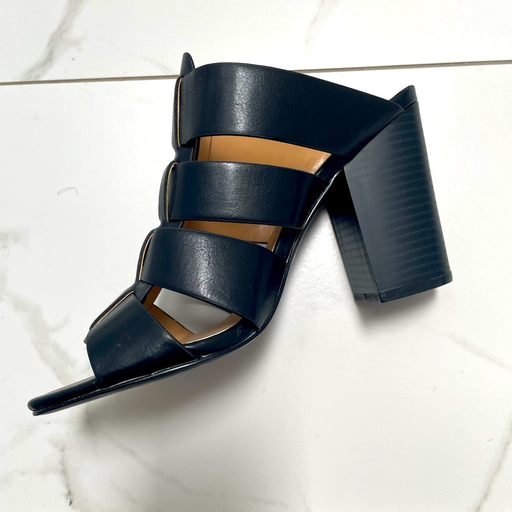Like New with sticker! Express size 7 chunky heel - Picture 4 of 5